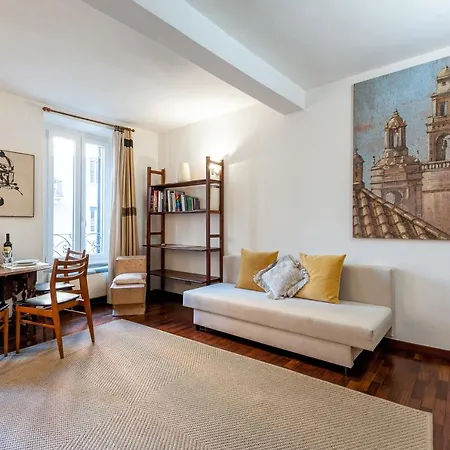 Apartment Irex Popolo Square Private Apartment