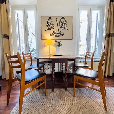 Apartment Irex Popolo Square Private Apartment